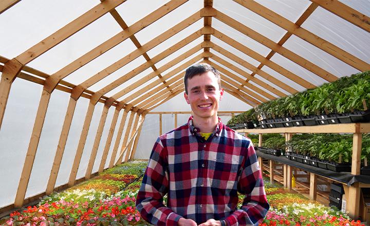 Cold Climate Greenhouse: Seedlings Update